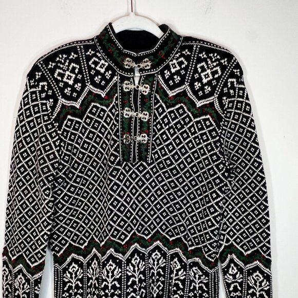 Talbots‎ Vintage Holly Garland Embroidered Christmas Sweater Size Medium - Picture 5 of 12